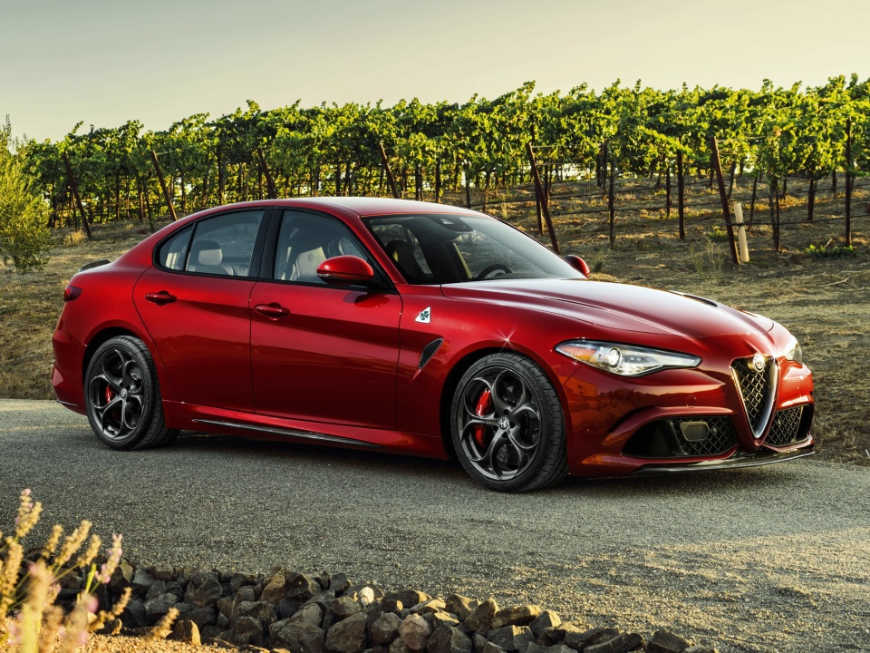 Alfa Romeo - Giulia Quadrifoglio MY24